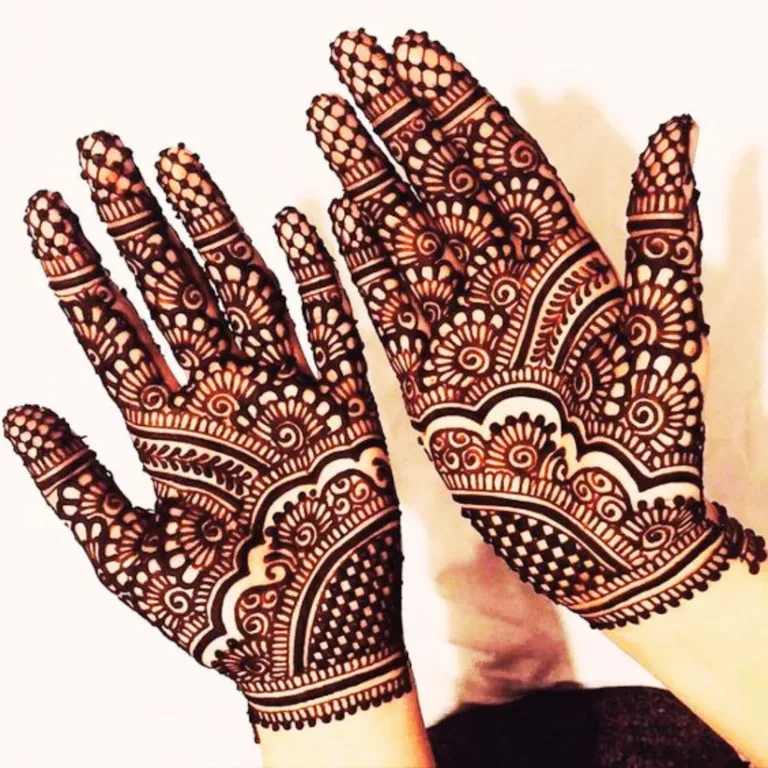 Bail Royal Front Hand Mehndi Design