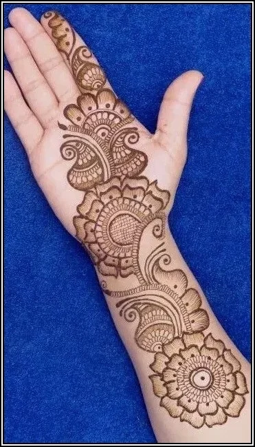 Stylish Full Hand Mehndi Design Front