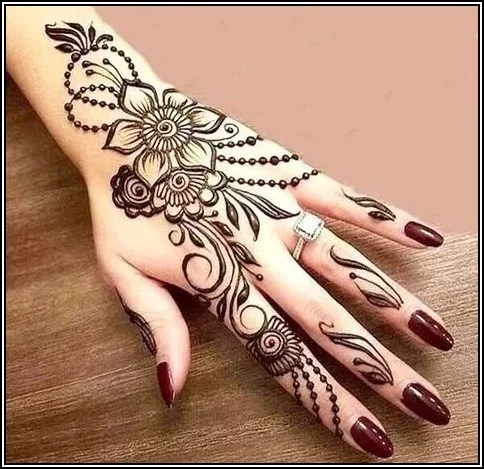 Royal Front Hand Mehndi Design 2025