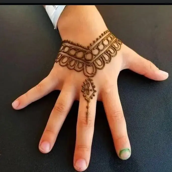 Back Hand Mehndi Design Flower