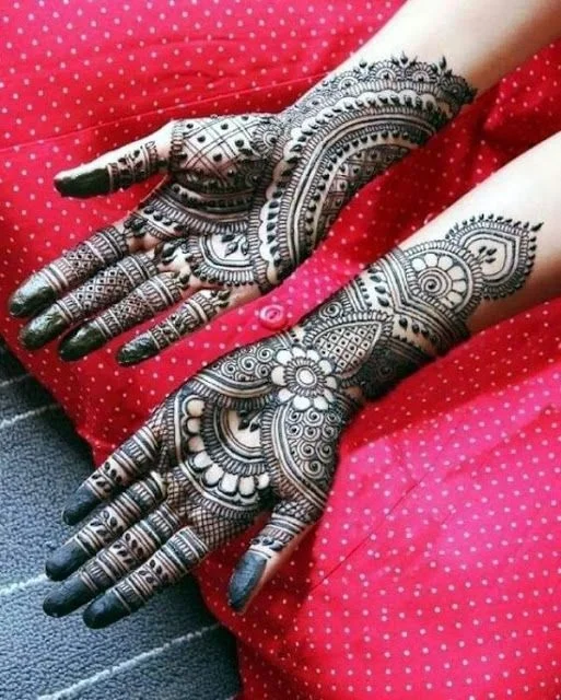 Get A Design That Matches A Haathphool