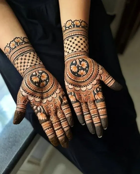 Floral Arabic Mehndi Always Slays