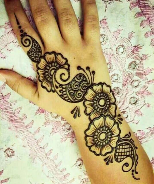 Dulhan Mehndi Photo