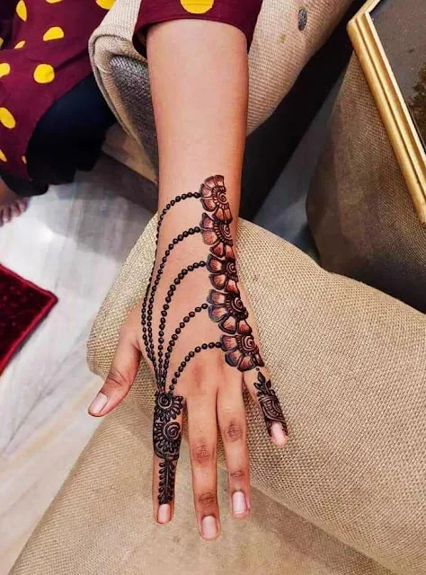 Khafif mehndi design simple