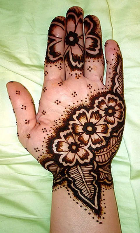 Front Hand Mehndi Designs for Raksha Bandhan