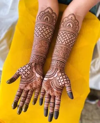 Back Hand Mehndi Designs for Raksha Bandhan