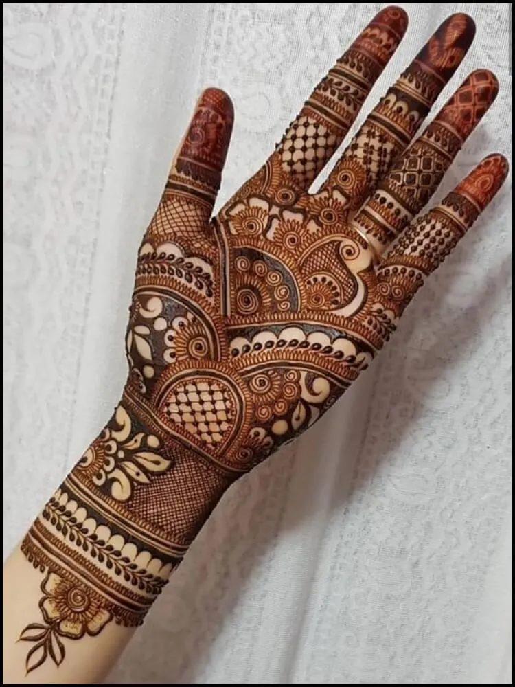 Back Hand Mehndi Designs for Raksha Bandhan
