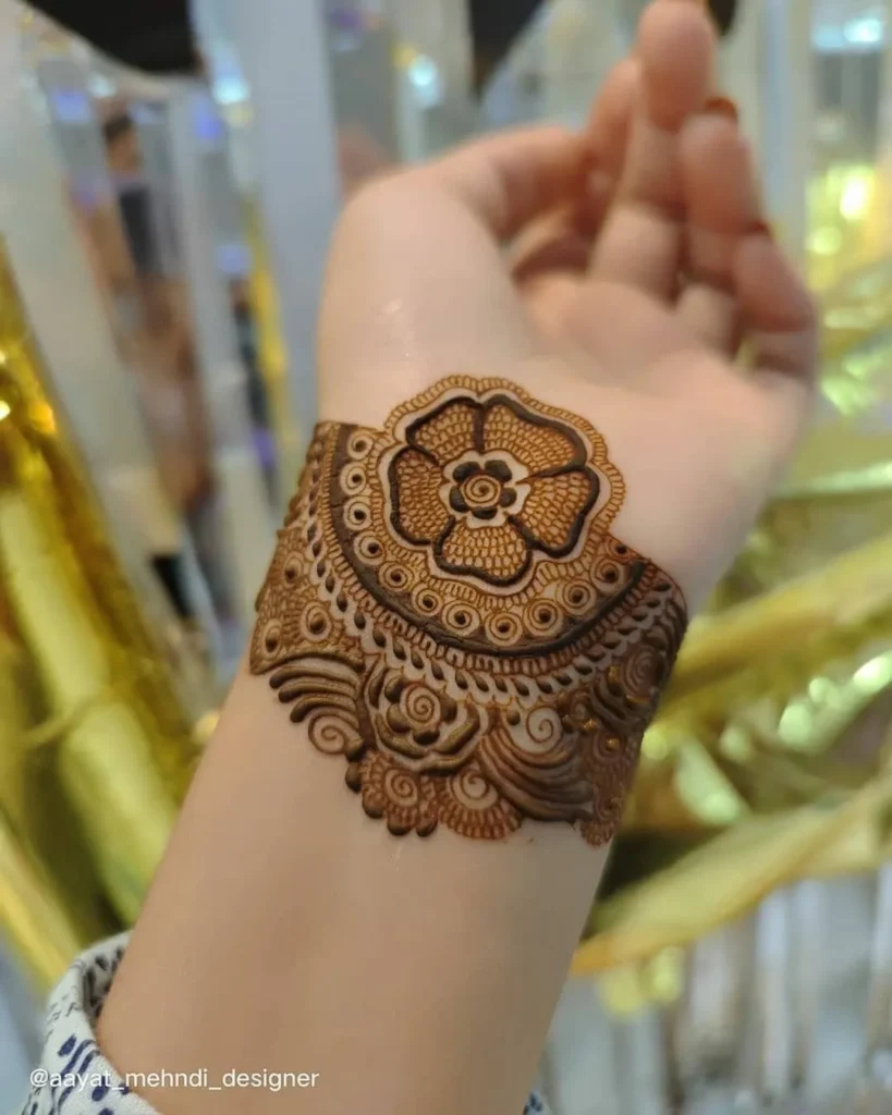 Back Hand Dulhan Mehndi Design