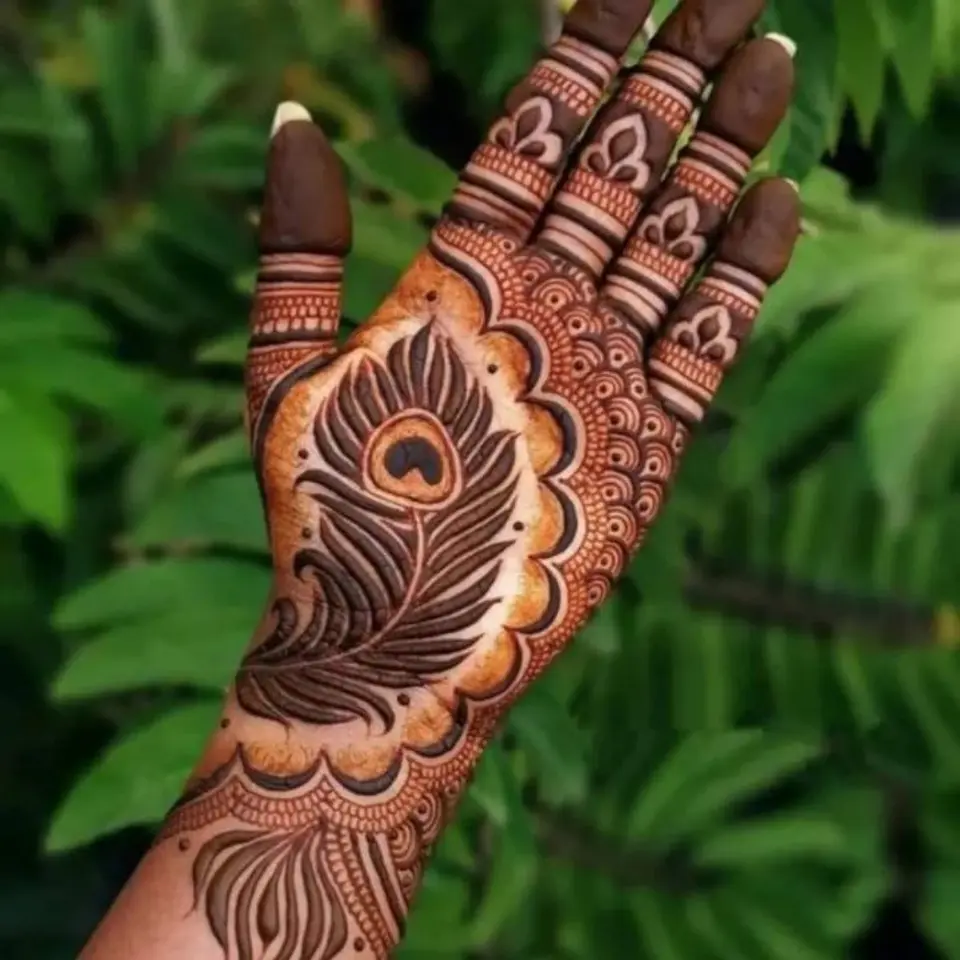 Mehndi Flower Design Front Hand