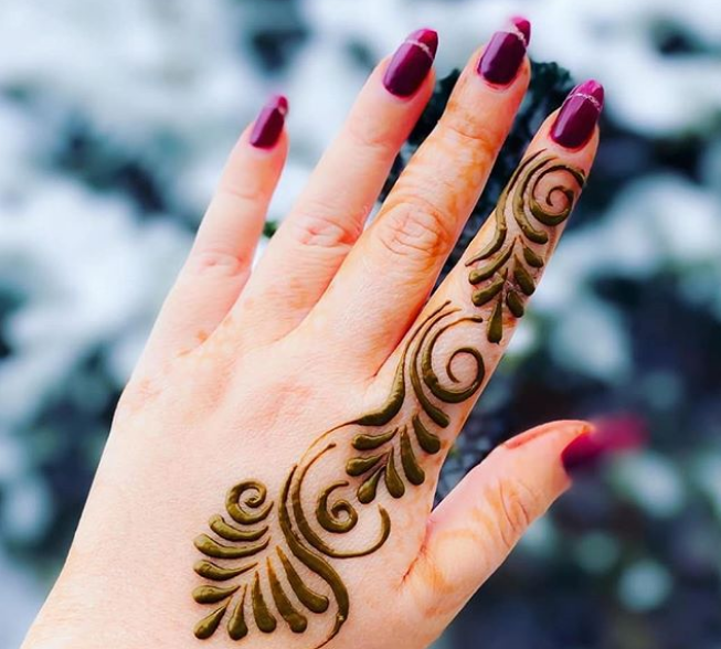 Mehndi design Pakistani simple