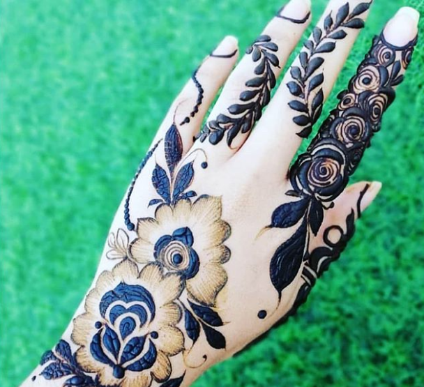 Pakistani mehndi design simple simple and beautiful