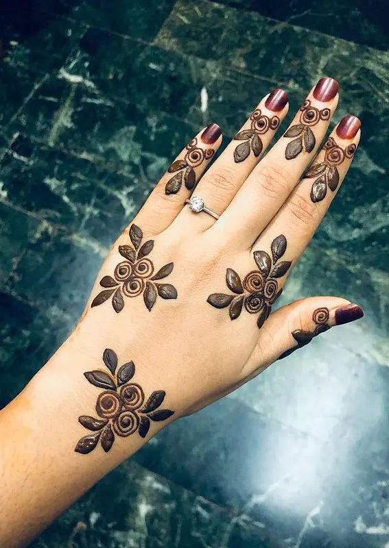 Flower Design Mehndi