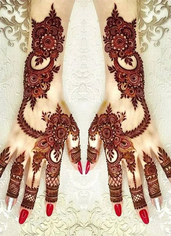 Beautiful Flower Mehndi Design