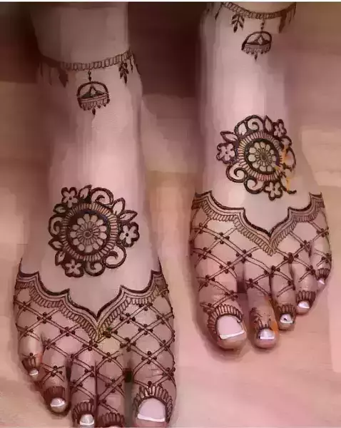 Lotus Feet Mehnd