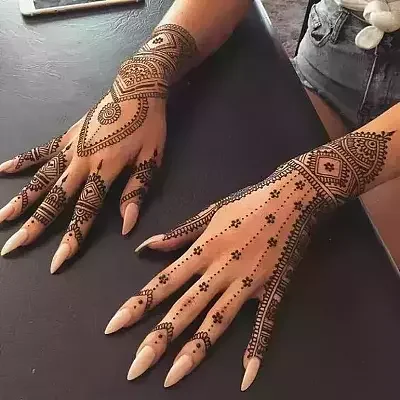 modern royal front hand mehndi design