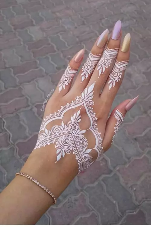 Modern khafif mehndi design patches