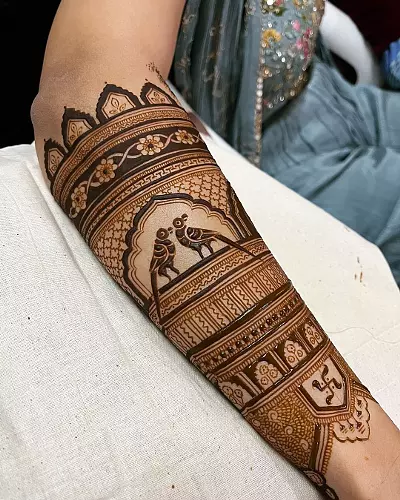Pakistani mehndi design back hand simple