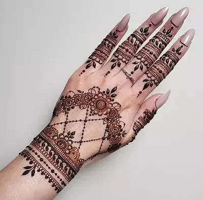 khafif mehndi design simple patches
