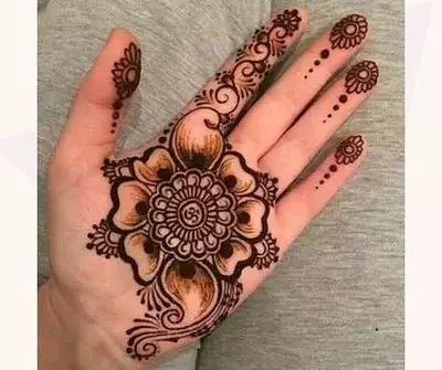 Patches mehndi design