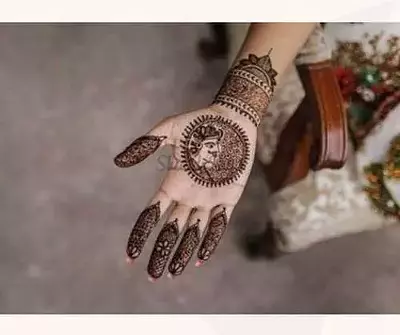 Khafif leg mehndi design