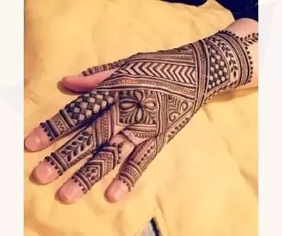 100+ Latest Stylish Mehndi Designs for 2025