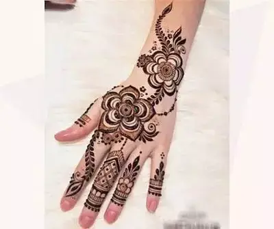 Types of Stylish Mehndi Design