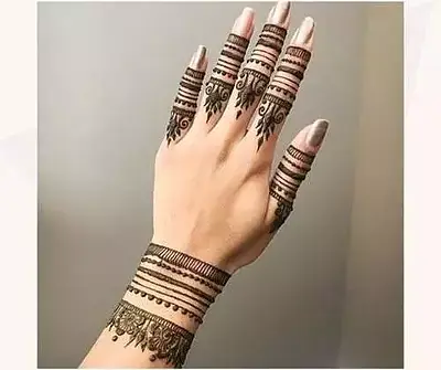 Minimalistic Mehndi Designs