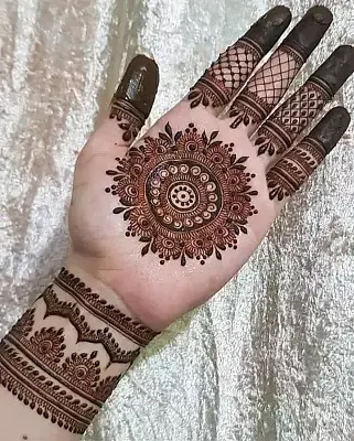 Mehndi designs khafif short