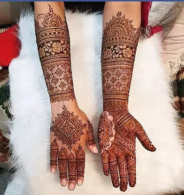 Pakistani mehndi design front