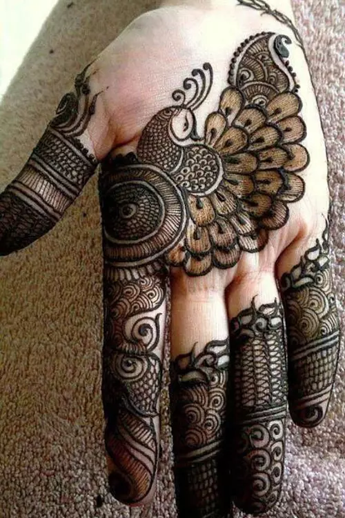 What is Khafif Mehndi Design?