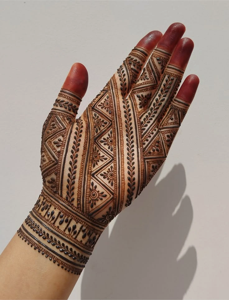 Mandala Mehndi Designs for a Traditional Look