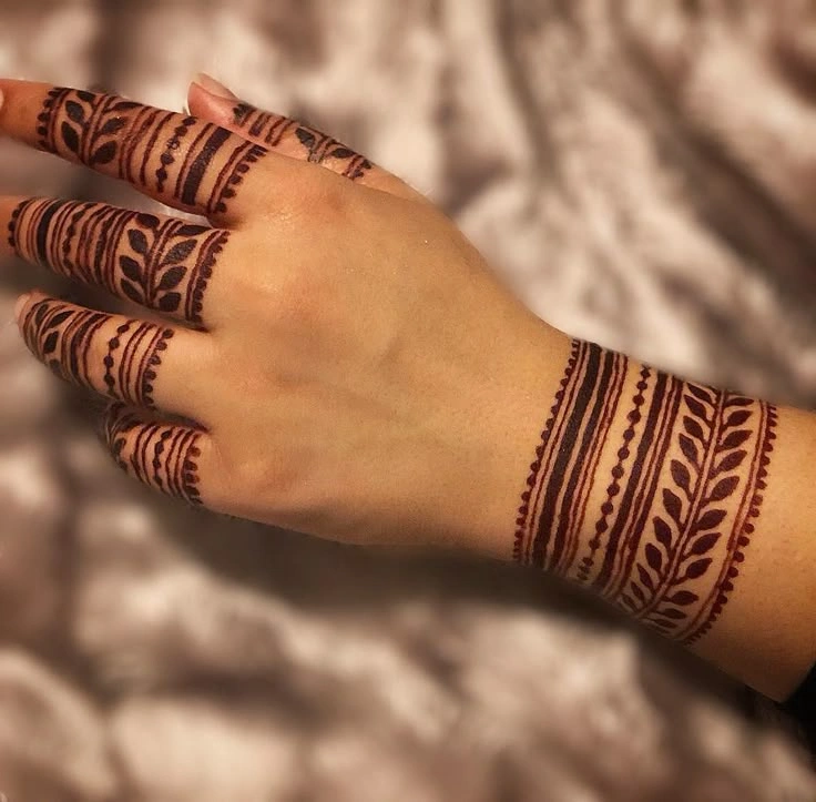 Quick Mehndi for Busy Women on Rakhi
