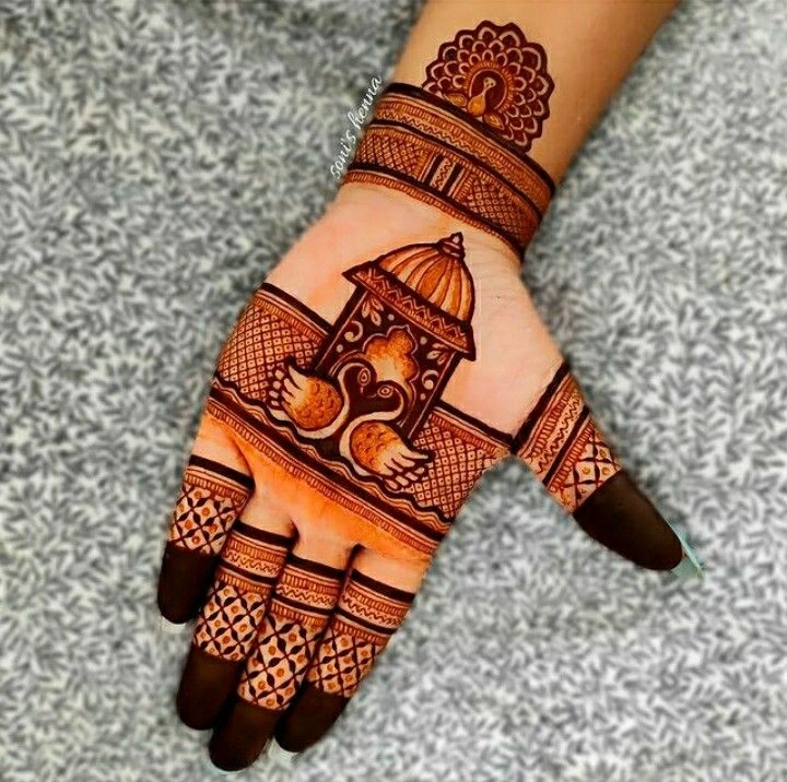 Quick Mehndi for Busy Women on Rakhi