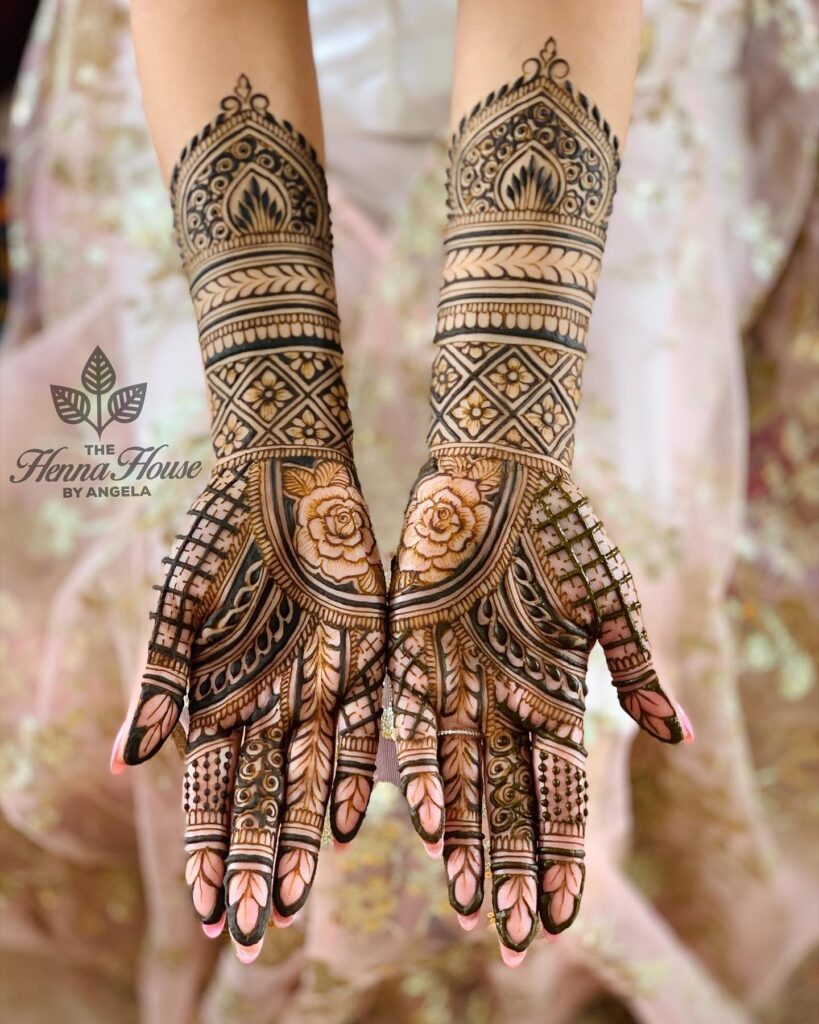 Best Front hand Palm Mehndi Design