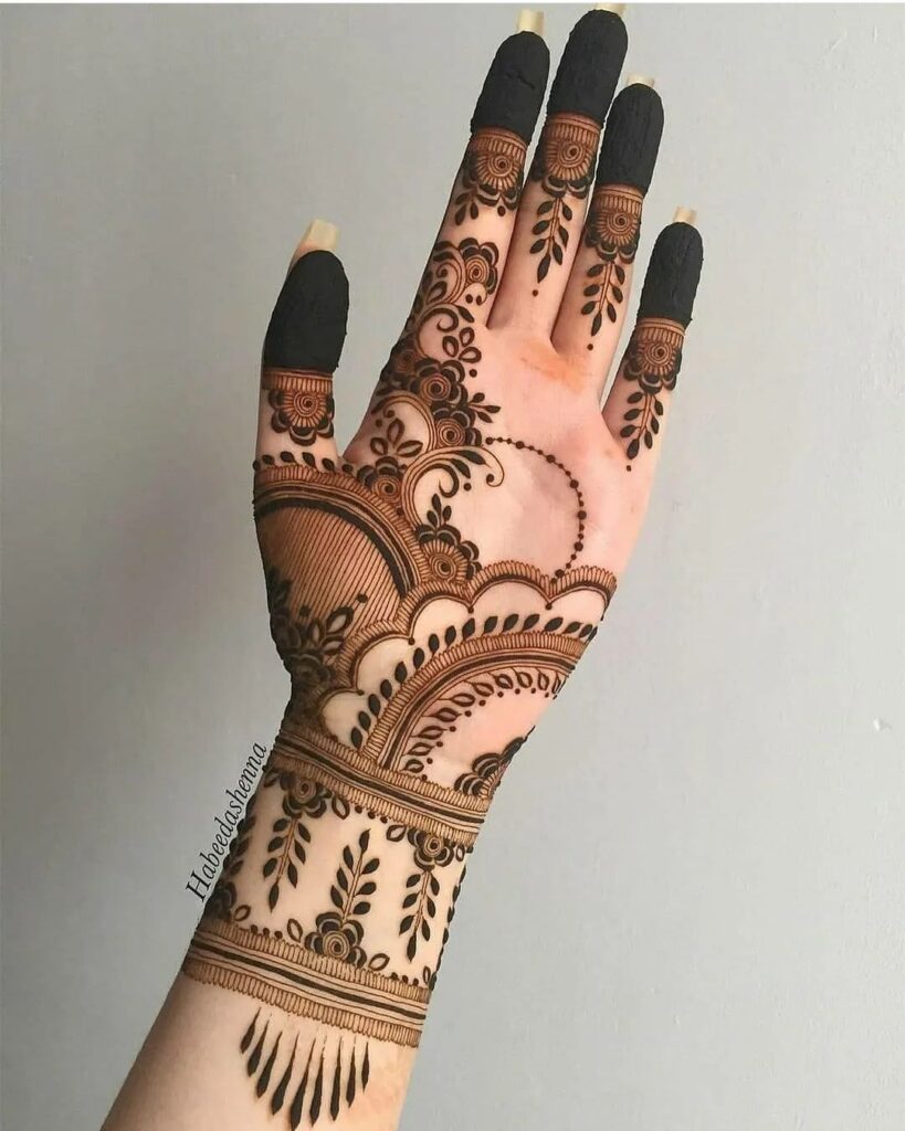 Best Front hand Palm Mehndi Design