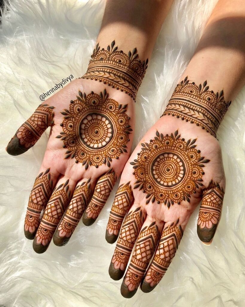 Best Front hand Palm Mehndi Design